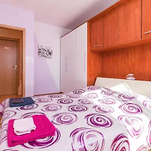 foglaljon itt