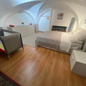 Casa Trinità Casa vacanze Aeroporto di Catania Fontana Rossa
